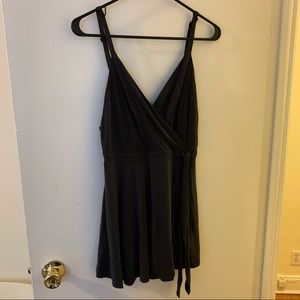 Kimchi Blue dark gray tank size L